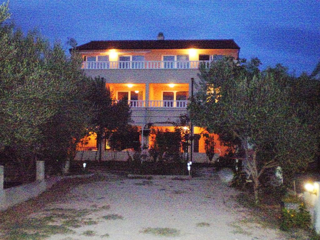 Apartments Tare, Free Parking Vodice Quarto foto