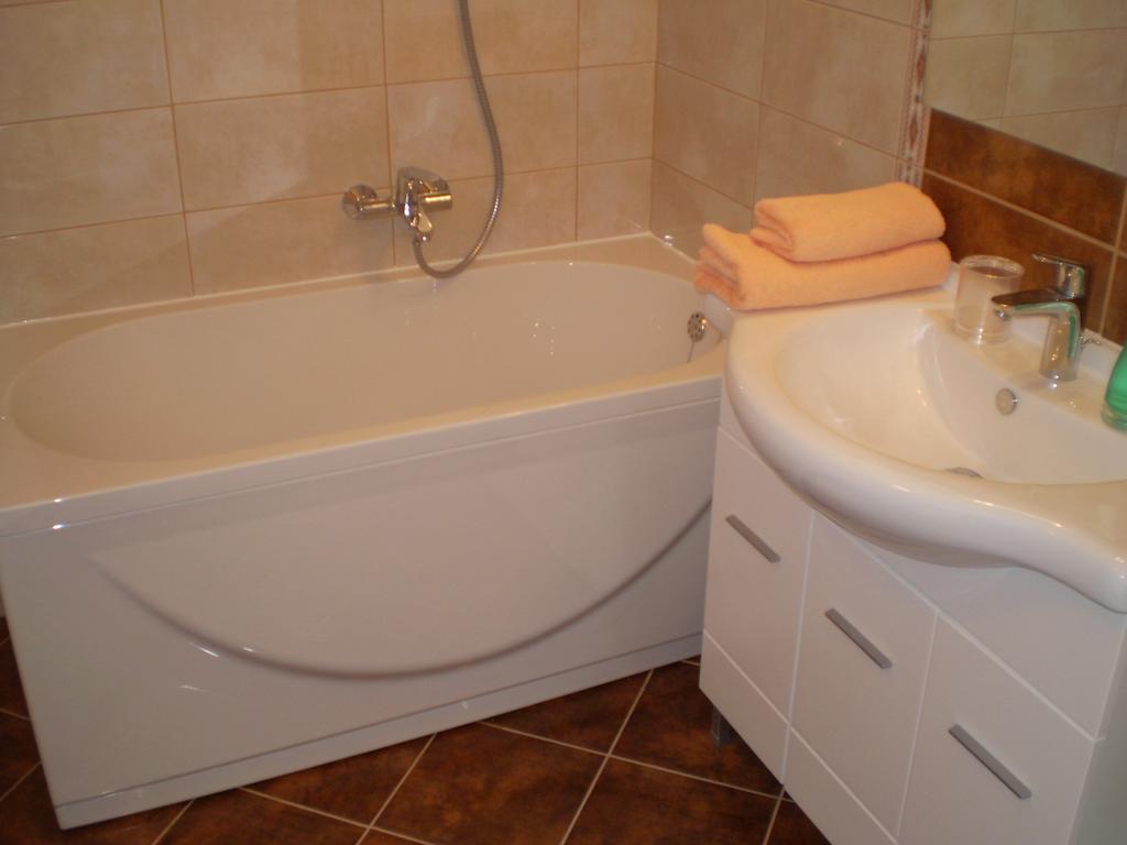 Apartments Tare, Free Parking Vodice Quarto foto