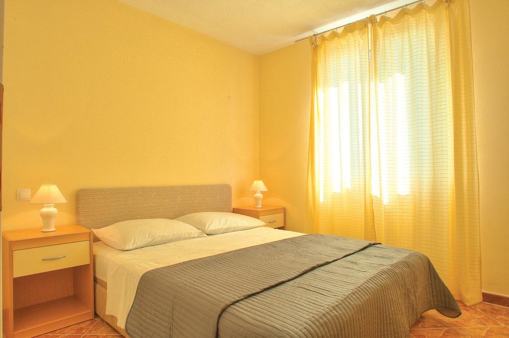 Apartments Tare, Free Parking Vodice Quarto foto